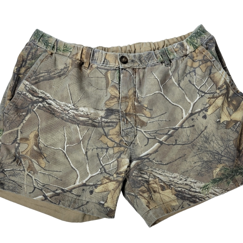 Chubbies, Realtree Reversible Shorts, Cammo, Khaki, Size Large Elastic Waistband